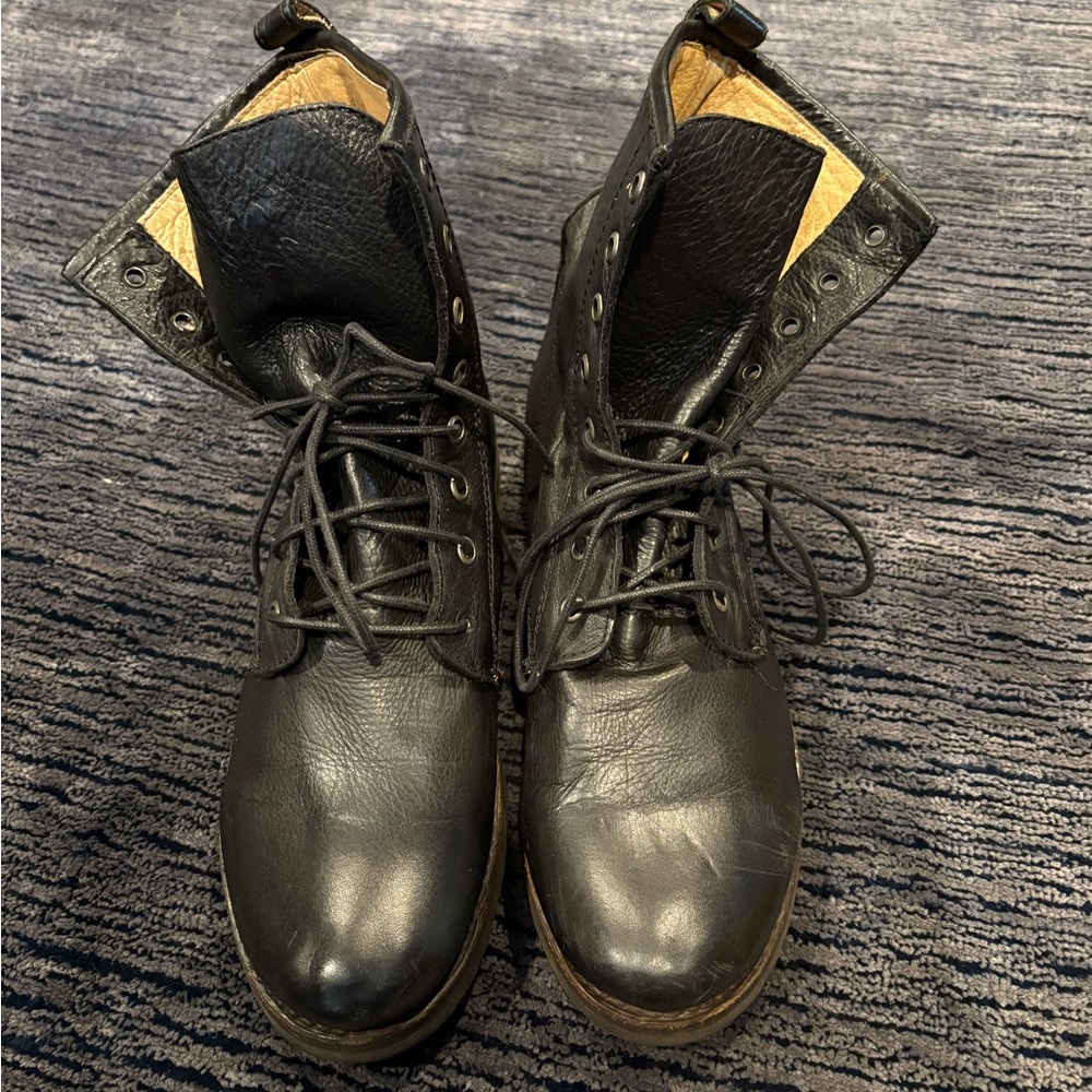 Frye Veronica Combat Black Leather Lace-Up Boots Women Size 9 - Picture 2 of 8